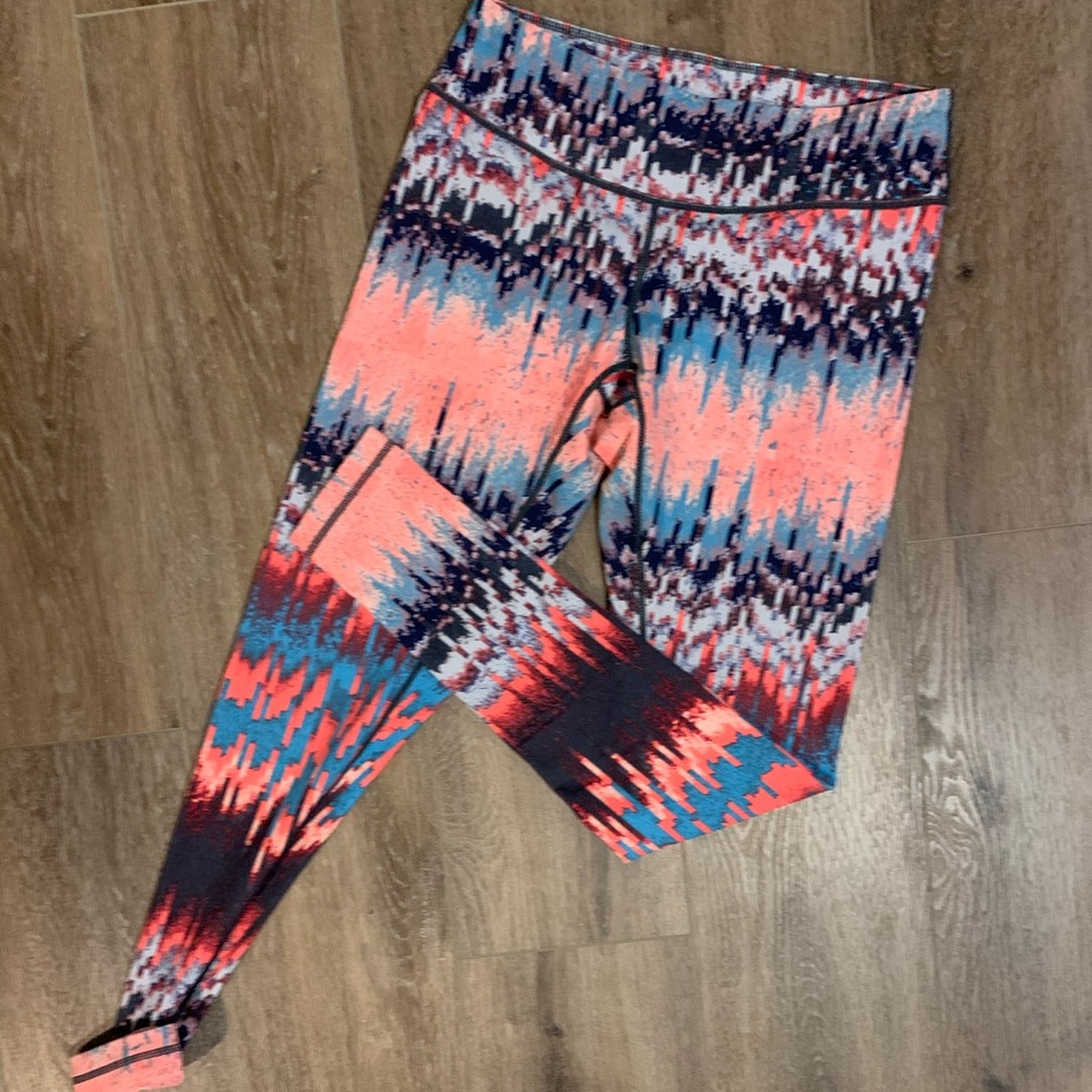 Zella fun patterned leggings!